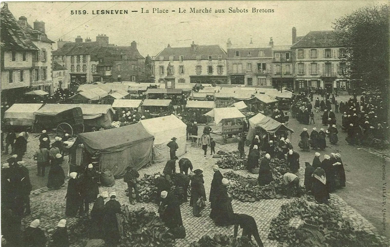 Le centre de Lesneven, dans le Bas-Léon
