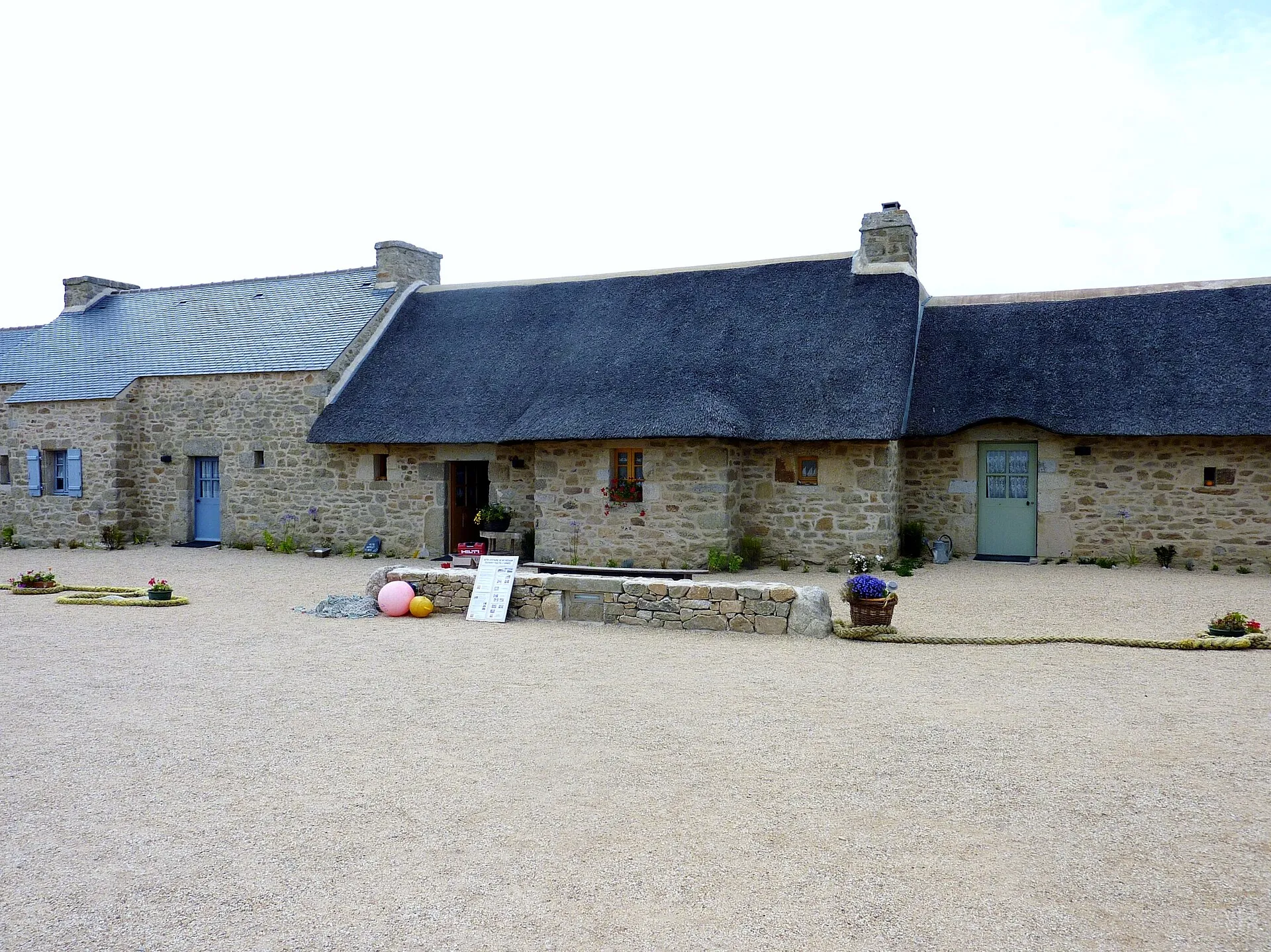Le village de goémoniers de Ménéham, à Kerlouan, restauré dans les années 2000
